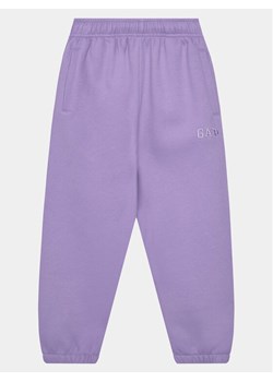 Gap Spodnie dresowe 741404-01 Fioletowy Relaxed Fit ze sklepu MODIVO w kategorii Spodnie chłopięce - zdjęcie 181103247