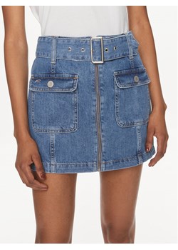 Tommy Jeans Spódnica jeansowa DW0DW17668 Niebieski Regular Fit ze sklepu MODIVO w kategorii Spódnice - zdjęcie 181103487
