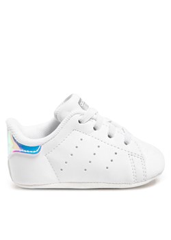 adidas Sneakersy Stan Smith Crib FY7892 Biały ze sklepu MODIVO w kategorii Buciki niemowlęce - zdjęcie 181103846