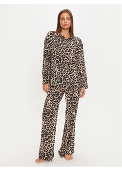 Guess Piżama O4BX12 WO07V Kolorowy Regular Fit - id: 0000304239700 - marki Guess - 181103946 Guess Piżama O4BX12 WO07V Kolorowy Regular Fit ze sklepu MODIVO w kategorii Piżamy damskie - zdjęcie 181103946
