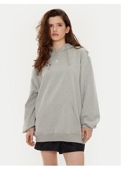 adidas Bluza Essentials IY9616 Szary Oversize ze sklepu MODIVO w kategorii Bluzy damskie - zdjęcie 181105155