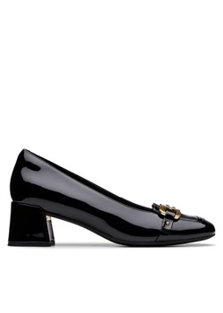Clarks Czółenka Nyta45 Court 26181317 Czarny - id: 0000304748592 - marki Clarks - 181105228 Clarks Czółenka Nyta45 Court 26181317 Czarny ze sklepu MODIVO w kategorii Czółenka - zdjęcie 181105228