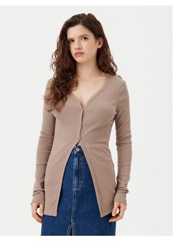 Calvin Klein Jeans Kardigan J20J224761 Beżowy Slim Fit ze sklepu MODIVO w kategorii Swetry damskie - zdjęcie 181106195