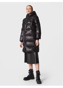 Red Valentino Kurtka puchowa 1R0CP00I6MD Czarny Regular Fit ze sklepu MODIVO w kategorii Kurtki damskie - zdjęcie 181106968