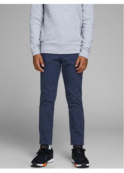 Jack&Jones Junior Chinosy 12160028 Granatowy Slim Fit ze sklepu MODIVO w kategorii Spodnie chłopięce - zdjęcie 181107959