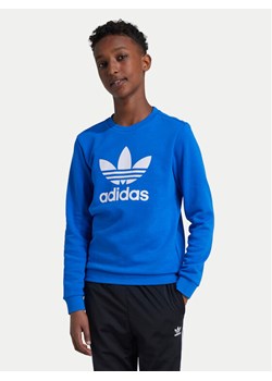 adidas Bluza Trefoil IY7438 Niebieski Regular Fit ze sklepu MODIVO w kategorii Bluzy chłopięce - zdjęcie 181109889