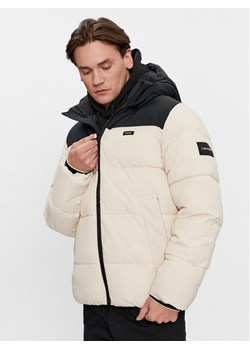 Calvin Klein Kurtka zimowa Crinkle K10K112227 Beżowy Regular Fit ze sklepu MODIVO w kategorii Kurtki męskie - zdjęcie 181110717