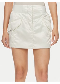 Calvin Klein Jeans Spódnica mini J20J223317 Écru Regular Fit ze sklepu MODIVO w kategorii Spódnice - zdjęcie 181111789