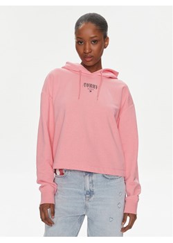 Tommy Jeans Bluza Essential Logo DW0DW17797 Różowy Relaxed Fit ze sklepu MODIVO w kategorii Bluzy damskie - zdjęcie 181111997