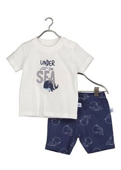 Blue Seven Komplet t-shirt i spodenki 422181 X Granatowy Regular Fit ze sklepu MODIVO w kategorii Komplety chłopięce - zdjęcie 181112879