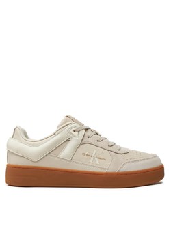 Calvin Klein Jeans Sneakersy Basket Cup Low Laceup Lth Ml Mtr YM0YM00994 Écru ze sklepu MODIVO w kategorii Buty sportowe męskie - zdjęcie 181113447