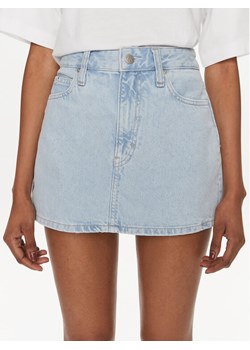 Calvin Klein Jeans Spódnica jeansowa J20J222828 Niebieski Slim Fit ze sklepu MODIVO w kategorii Spódnice - zdjęcie 181113556