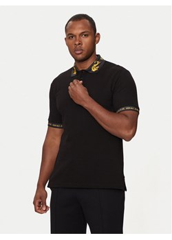 Versace Jeans Couture Polo 76GAGT00 Czarny Regular Fit ze sklepu MODIVO w kategorii T-shirty męskie - zdjęcie 181113658