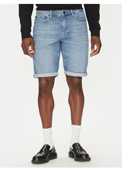 Calvin Klein Szorty jeansowe K10K114079 Niebieski Slim Fit ze sklepu MODIVO w kategorii Spodenki męskie - zdjęcie 181113736