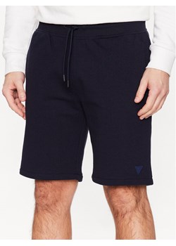 Guess Szorty sportowe Aldwin Z2YD04 KAIJ1 Granatowy Slim Fit ze sklepu MODIVO w kategorii Spodenki męskie - zdjęcie 181114659