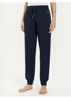 Emporio Armani Underwear Spodnie dresowe 164836 4R272 00135 Granatowy Regular Fit ze sklepu MODIVO w kategorii Spodnie damskie - zdjęcie 181115015