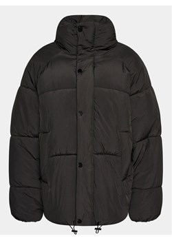 Gina Tricot Kurtka zimowa 20498 Czarny Regular Fit ze sklepu MODIVO w kategorii Kurtki damskie - zdjęcie 181116018