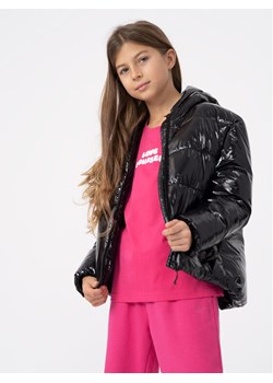4F Kurtka zimowa 4FJAW23TDJAF267 Czarny Regular Fit ze sklepu MODIVO w kategorii Kurtki dziewczęce - zdjęcie 181116187