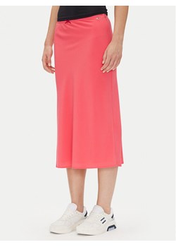 Tommy Jeans Spódnica midi Tjw Midi Aop Skirt DW0DW20272 Koralowy Regular Fit ze sklepu MODIVO w kategorii Spódnice - zdjęcie 181116758