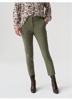 Tatuum Chinosy Filimi T2318.139 Khaki Regular Fit - id: 0000303388737 - marki MODIVO - 181118477 Tatuum Chinosy Filimi T2318.139 Khaki Regular Fit ze sklepu MODIVO w kategorii Spodnie damskie - zdjęcie 181118477