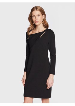 DKNY Sukienka codzienna DD2J141A Czarny Regular Fit ze sklepu MODIVO w kategorii Sukienki - zdjęcie 181118679