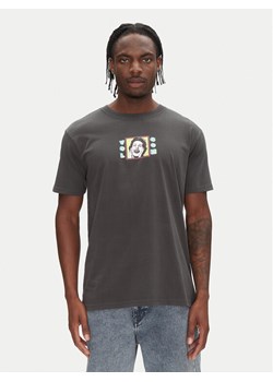 Volcom T-Shirt Space Thing A5212502 Szary Classic Fit - id: 0000305458414 - marki Volcom - 181119016 Volcom T-Shirt Space Thing A5212502 Szary Classic Fit ze sklepu MODIVO w kategorii T-shirty męskie - zdjęcie 181119016
