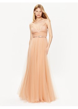 Elisabetta Franchi Sukienka wieczorowa AB-464-32E2-V750 Beżowy Regular Fit - id: 0000302561940 - marki Elisabetta Franchi - 181119285 Elisabetta Franchi Sukienka wieczorowa AB-464-32E2-V750 Beżowy Regular Fit ze sklepu MODIVO w kategorii Sukienki - zdjęcie 181119285