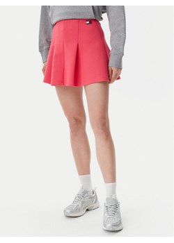 Tommy Jeans Spódnica mini Badge DW0DW20268 Różowy Regular Fit ze sklepu MODIVO w kategorii Spódnice - zdjęcie 181120038