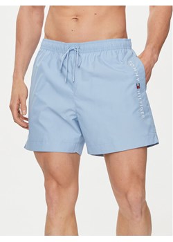 Tommy Hilfiger Szorty kąpielowe UM0UM03258 Niebieski Regular Fit ze sklepu MODIVO w kategorii Kąpielówki - zdjęcie 181121595