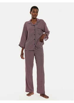 United Colors Of Benetton Piżama 4X9X3P00J Fioletowy Regular Fit ze sklepu MODIVO w kategorii Piżamy damskie - zdjęcie 181121728