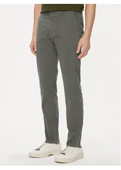 Boss Chinosy 50510933 Szary Slim Fit ze sklepu MODIVO w kategorii Spodnie męskie - zdjęcie 181122027