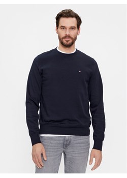 Tommy Hilfiger Bluza Flag Logo MW0MW32735 Granatowy Regular Fit ze sklepu MODIVO w kategorii Bluzy męskie - zdjęcie 181123659
