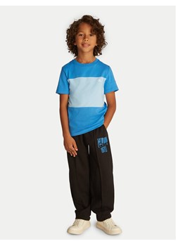 Calvin Klein Jeans Komplet 2 t-shirtów Color Block IB0IB02441 Kolorowy Regular Fit ze sklepu MODIVO w kategorii T-shirty chłopięce - zdjęcie 181124187