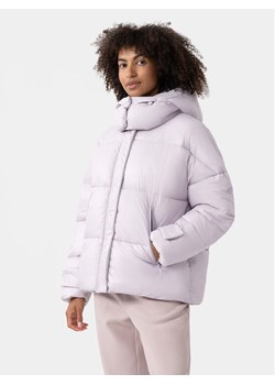 4F Kurtka zimowa 4FAW23TDJAF231 Fioletowy Regular Fit - id: 0000302878932 - marki 4F - 181125925 4F Kurtka zimowa 4FAW23TDJAF231 Fioletowy Regular Fit ze sklepu MODIVO w kategorii Kurtki damskie - zdjęcie 181125925