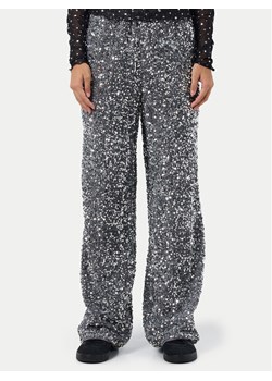Noisy May Spodnie materiałowe Mia 27032396 Srebrny Loose Fit ze sklepu MODIVO w kategorii Spodnie damskie - zdjęcie 181126396