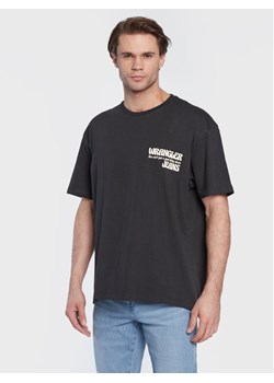 Wrangler T-Shirt Slogan W70NEEXV6 112321205 Czarny Relaxed Fit ze sklepu MODIVO w kategorii T-shirty męskie - zdjęcie 181126576
