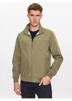 Guess Kurtka przejściowa M3RL60 WO065 Zielony Regular Fit ze sklepu MODIVO w kategorii Kurtki męskie - zdjęcie 181128907