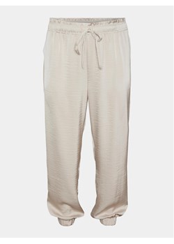 Vero Moda Curve Spodnie materiałowe Marys 10301979 Écru Loose Fit ze sklepu MODIVO w kategorii Spodnie damskie - zdjęcie 181129249