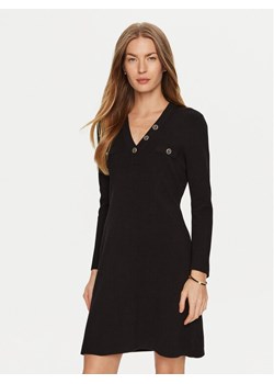 TWINSET Sukienka dzianinowa 241TP3094 Czarny Regular Fit ze sklepu MODIVO w kategorii Sukienki - zdjęcie 181130799