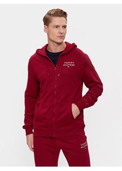 Tommy Hilfiger Bluza UM0UM03133 Czerwony Regular Fit ze sklepu MODIVO w kategorii Bluzy męskie - zdjęcie 181130878