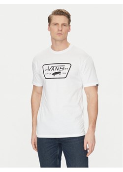 Vans T-Shirt Full Patch VN000QN8YB21 Biały Classic Fit ze sklepu MODIVO w kategorii T-shirty męskie - zdjęcie 181131116