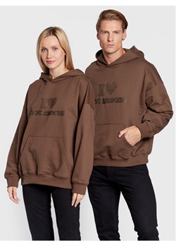 2005 Bluza Unisex Hot Moms Brązowy Relaxed Fit - id: 0000301660156 - marki MODIVO - 181131177 2005 Bluza Unisex Hot Moms Brązowy Relaxed Fit ze sklepu MODIVO w kategorii Bluzy męskie - zdjęcie 181131177
