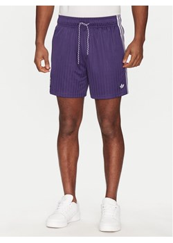 adidas Szorty sportowe Real Madrid Terrace Icons JF2586 Fioletowy Loose Fit ze sklepu MODIVO w kategorii Spodenki męskie - zdjęcie 181131395