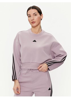 adidas Bluza Future Icons 3-Stripes IS3880 Fioletowy Loose Fit ze sklepu MODIVO w kategorii Bluzy damskie - zdjęcie 181133325