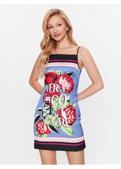 Versace Jeans Couture Sukienka letnia 74HAO936 Niebieski Regular Fit ze sklepu MODIVO w kategorii Sukienki - zdjęcie 181133719