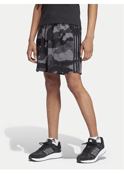adidas Szorty sportowe Seasonal Essentials Camouflage IY6630 Szary Regular Fit ze sklepu MODIVO w kategorii Spodenki męskie - zdjęcie 181133955
