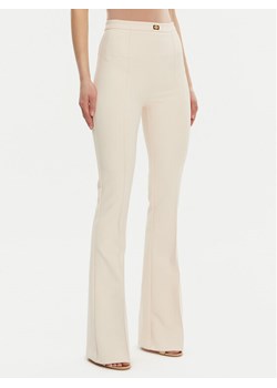 Elisabetta Franchi Spodnie outdoor 8053686307125 Biały Regular Fit - id: 0000305003652 - marki Elisabetta Franchi - 181134206 Elisabetta Franchi Spodnie outdoor 8053686307125 Biały Regular Fit ze sklepu MODIVO w kategorii Spodnie damskie - zdjęcie 181134206