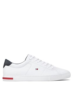 Tommy Hilfiger Sneakersy Essential Leather Detail Vulc FM0FM04047 Biały ze sklepu MODIVO w kategorii Trampki męskie - zdjęcie 181134316
