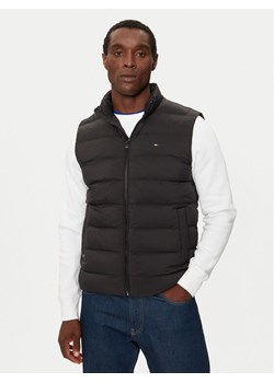 Tommy Hilfiger Kamizelka MW0MW37255 Czarny Regular Fit ze sklepu MODIVO w kategorii Kamizelki męskie - zdjęcie 181134435
