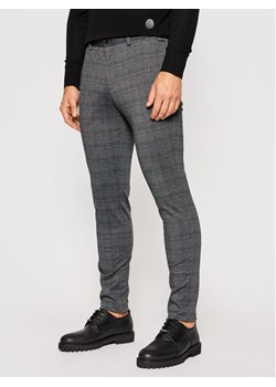 Jack&Jones Chinosy Marco 12174986 Szary Slim Fit ze sklepu MODIVO w kategorii Spodnie męskie - zdjęcie 181134488